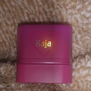Kaja Dewy Bar